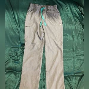 FIGS Yola scrub pants medium Graphite